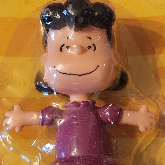 Vintage NIP NEW Peanuts Lucy Van Pelt Bendable Poseable Figurine - Picture 3 of 6